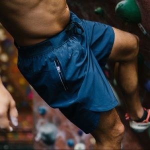 Zyia Men’s Navy Versatility Plus Shorts Sz. M